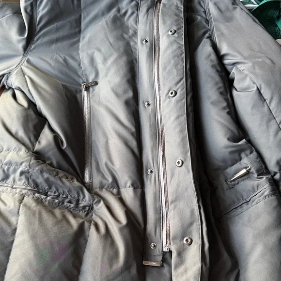 Calvin Klein Men's Dark Gray Puffer Jacket - Picture 14 of 16